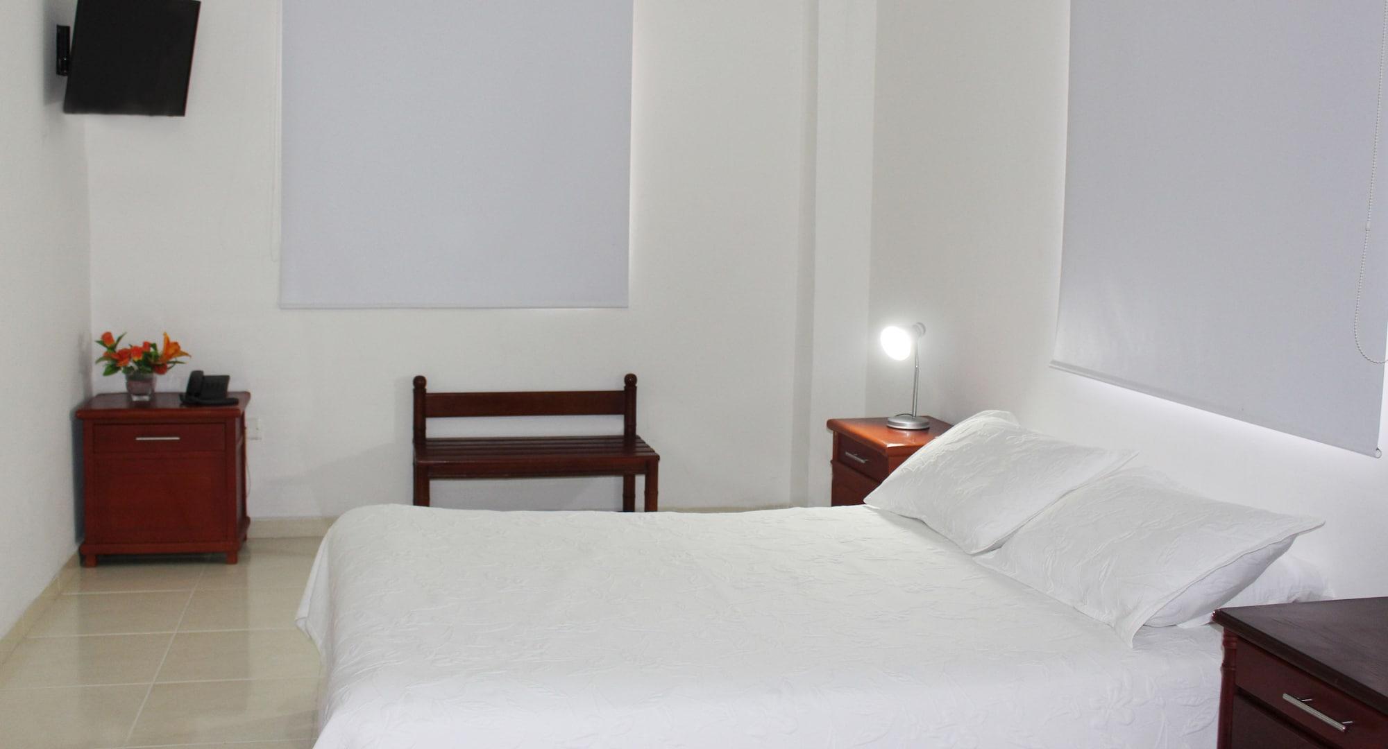 Hotel Dorado Plaza Centro Historico Cartagène Extérieur photo