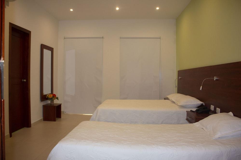 Hotel Dorado Plaza Centro Historico Cartagène Extérieur photo