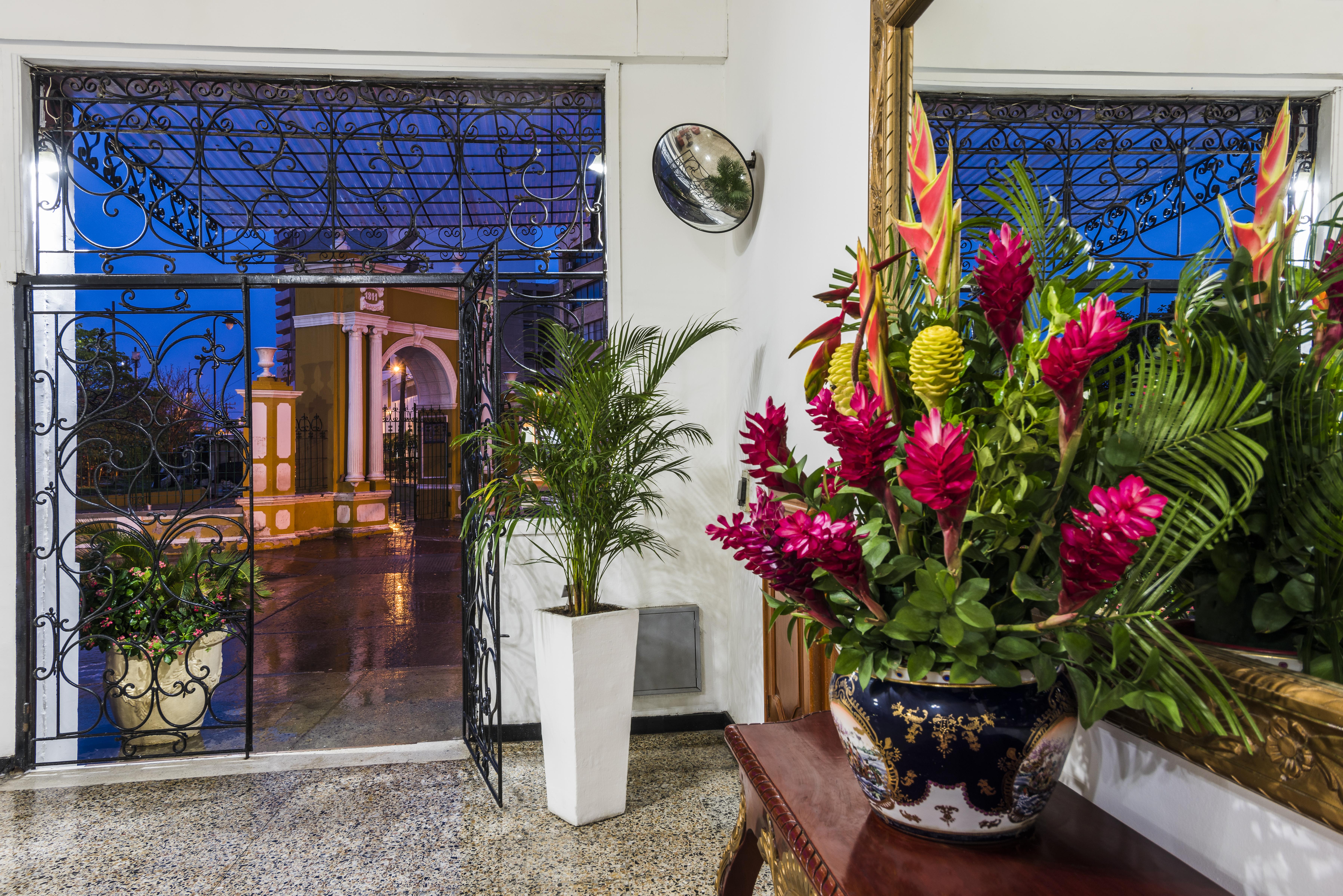 Hotel Dorado Plaza Centro Historico Cartagène Extérieur photo