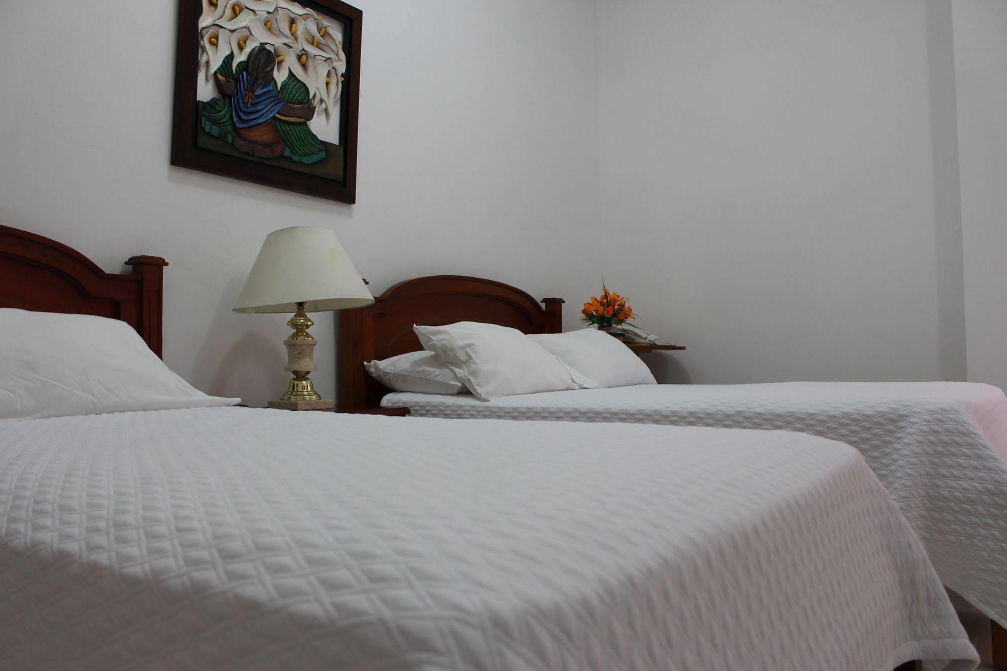 Hotel Dorado Plaza Centro Historico Cartagène Extérieur photo