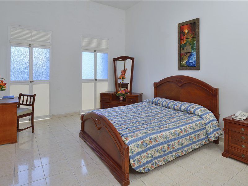 Hotel Dorado Plaza Centro Historico Cartagène Extérieur photo
